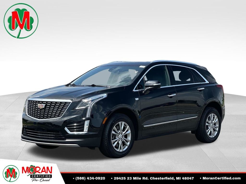2020 Cadillac XT5 Premium Luxury in Black Metallic — front three-quarter view