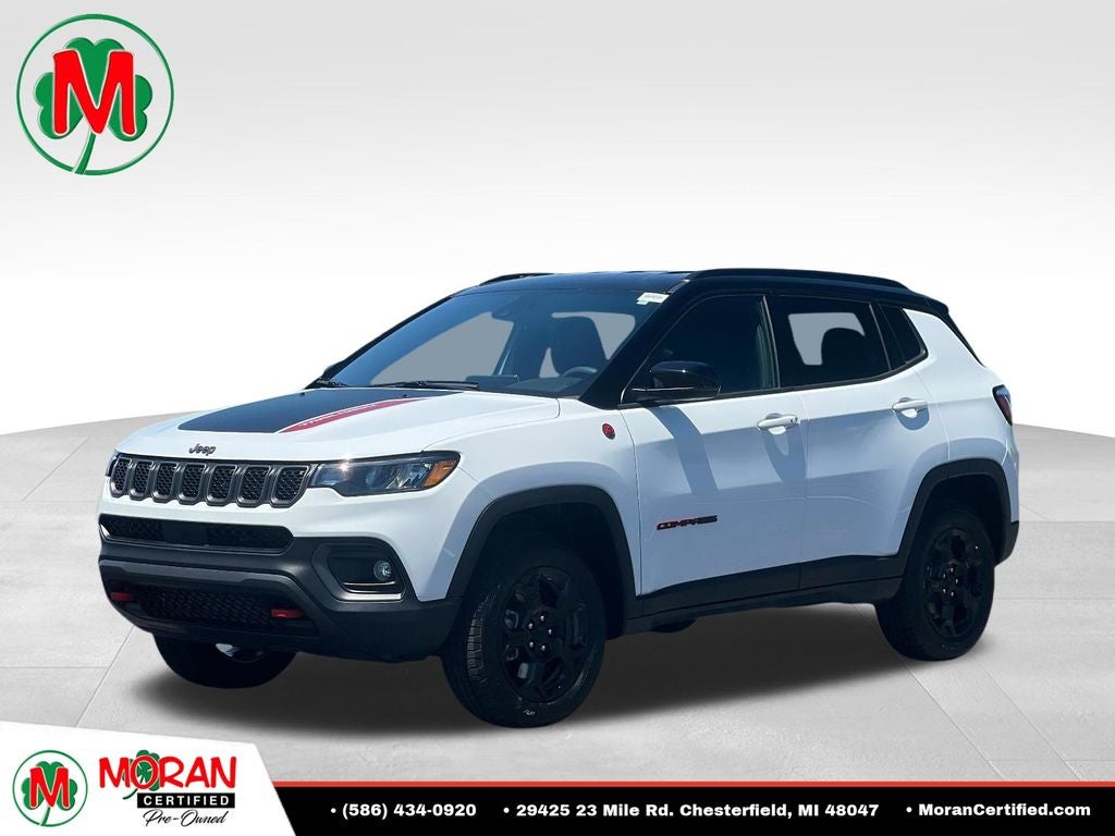2023 Jeep Compass Trailhawk in Bright White Clearcoat — front three-quarter view