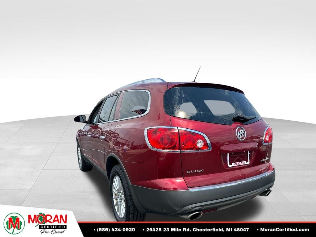 2010 Buick Enclave — interior view
