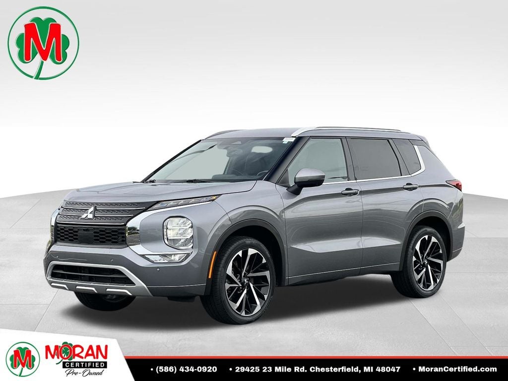 2024 Mitsubishi Outlander SEL in Silver — front three-quarter view